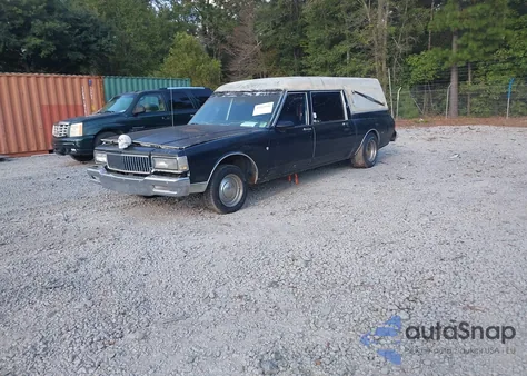 1988 Chevrolet Caprice z USA, uszkodzony, nr VIN 1G1BL51H0JR144316